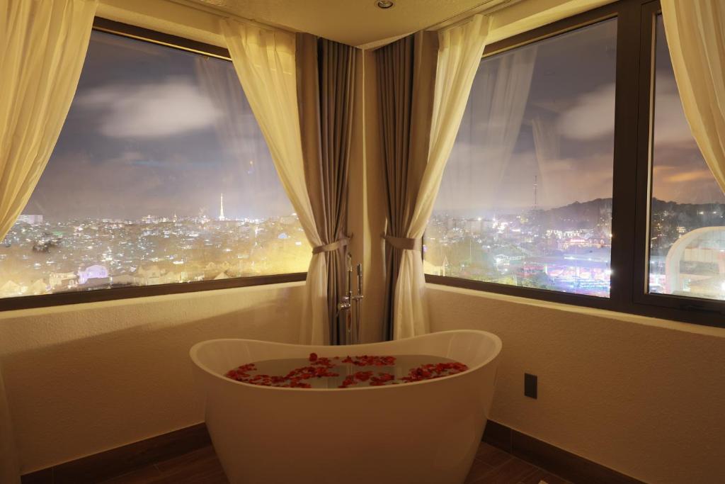 Studio with Kitchen gallery photo - DAWN Hotel Dalat