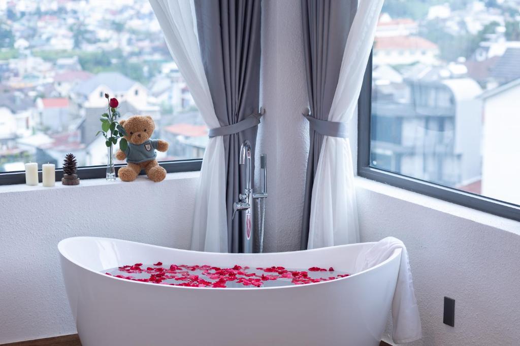 Family Room gallery photo - DAWN Hotel Dalat