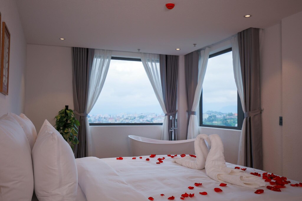 Premium Room gallery photo - DAWN Hotel Dalat