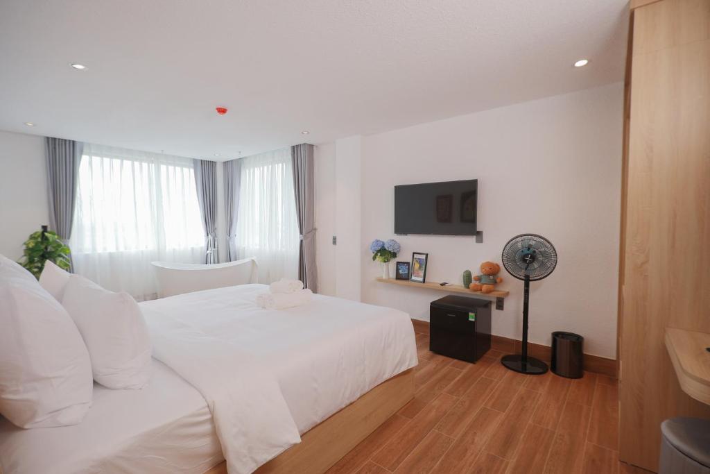 Deluxe Double Room gallery photo - DAWN Hotel Dalat