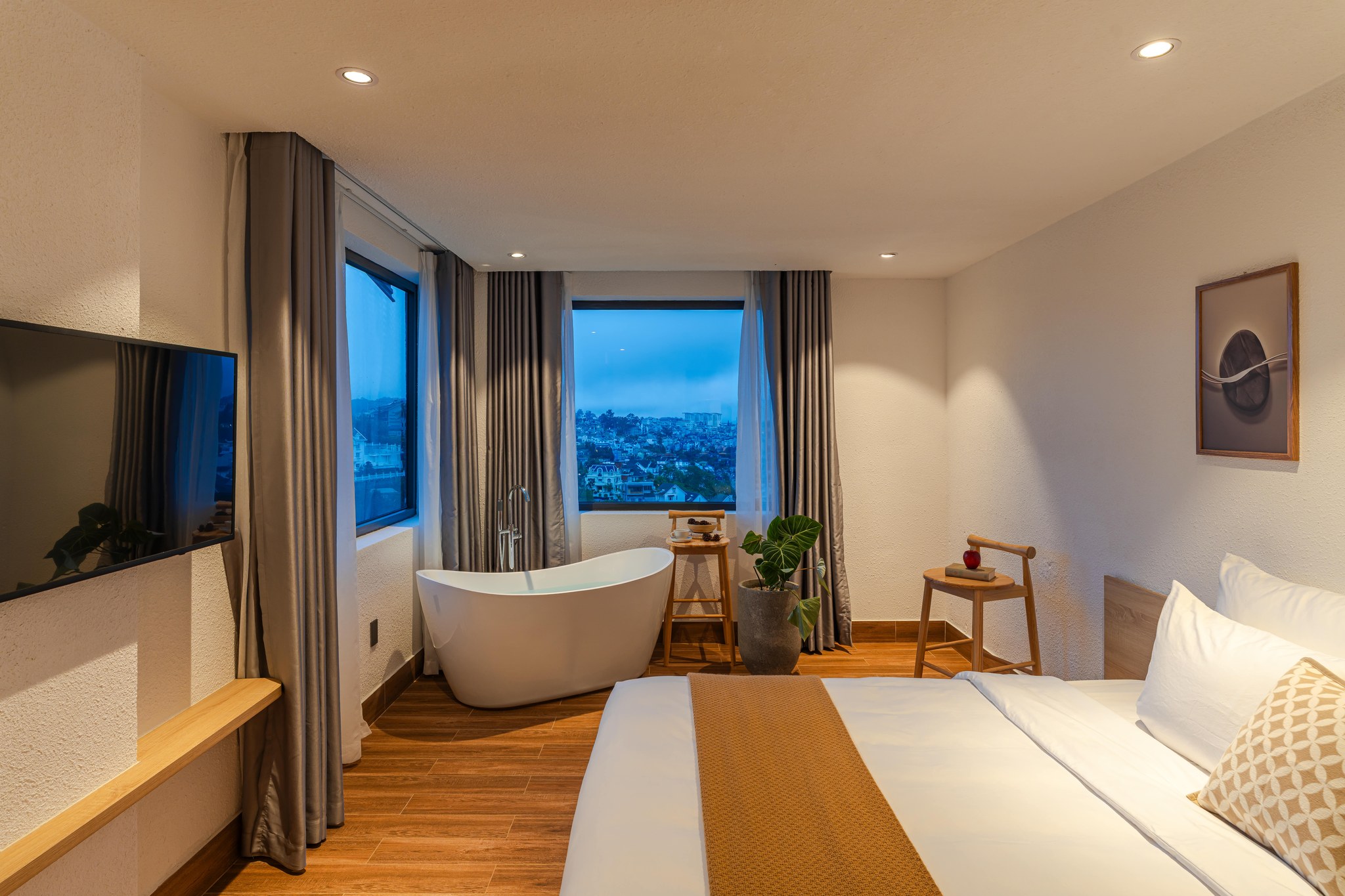 Premier Double with Bathtub - Ảnh thực tế 5