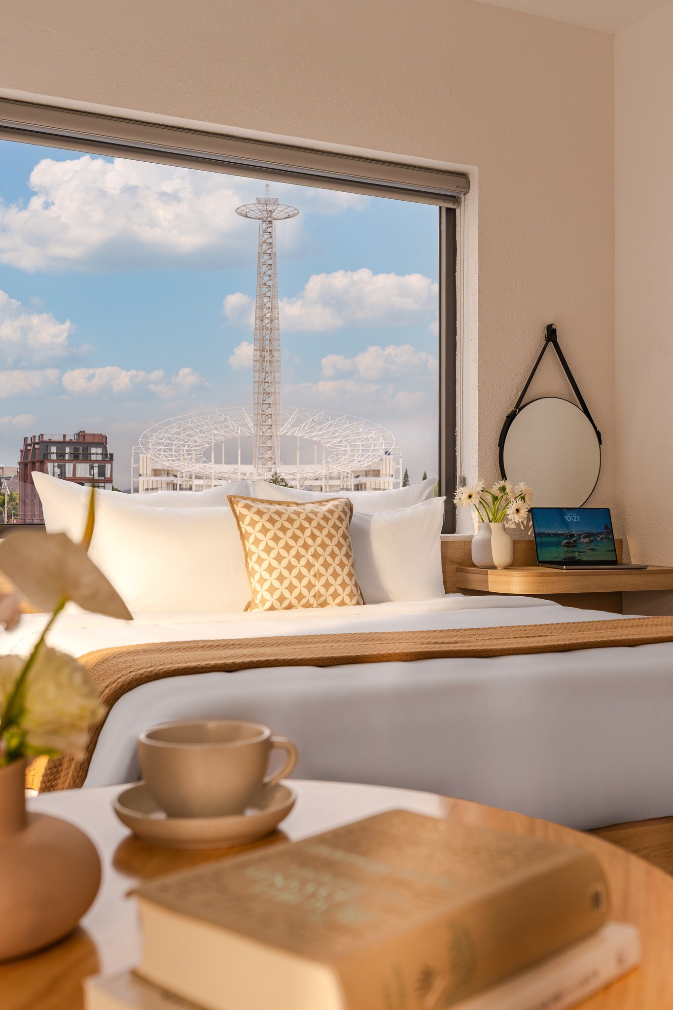 Suite Balcony City View - Ảnh thực tế 3