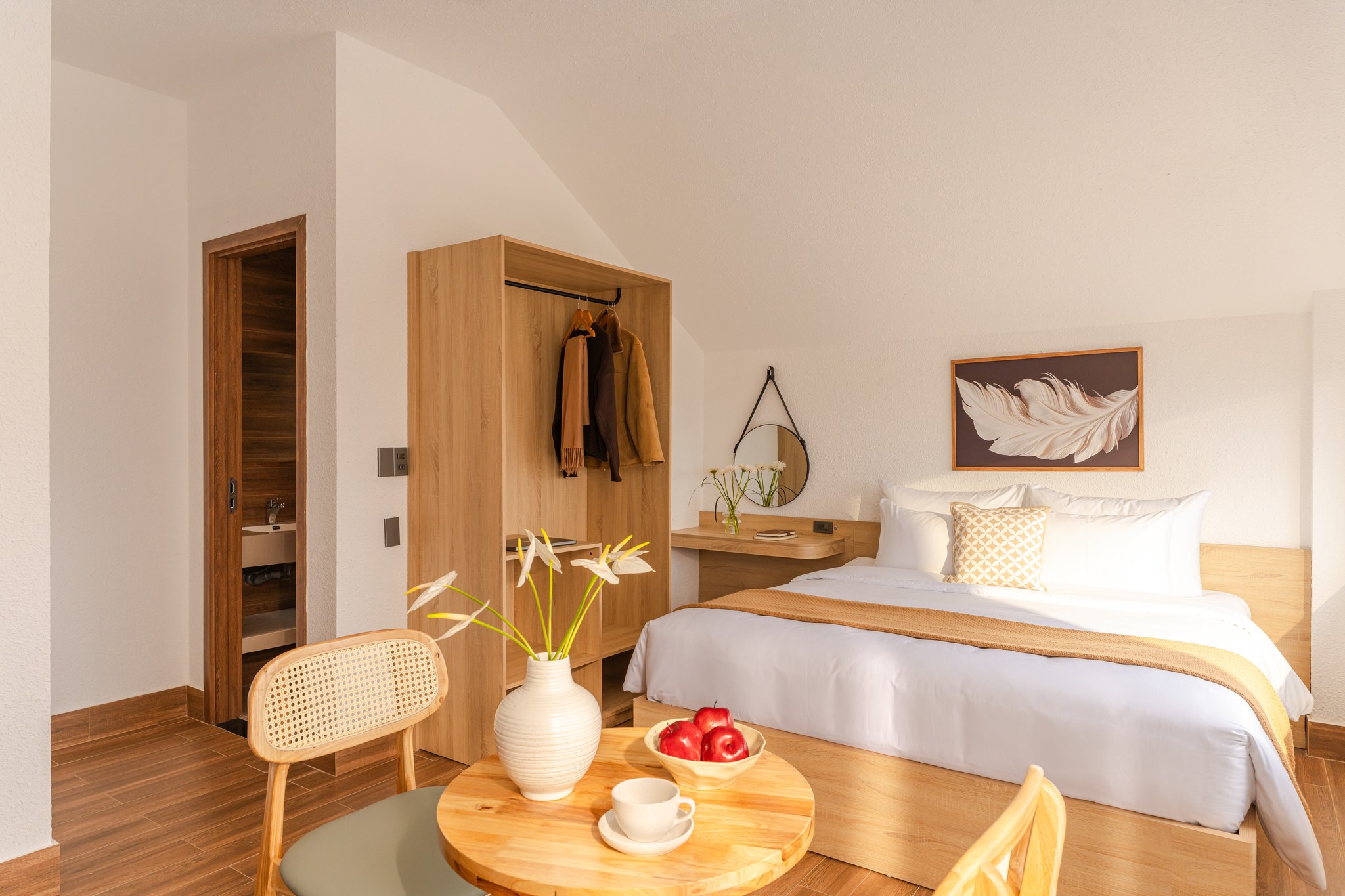 Suite Balcony Valley View & Bathtub - DAWN Hotel Dalat