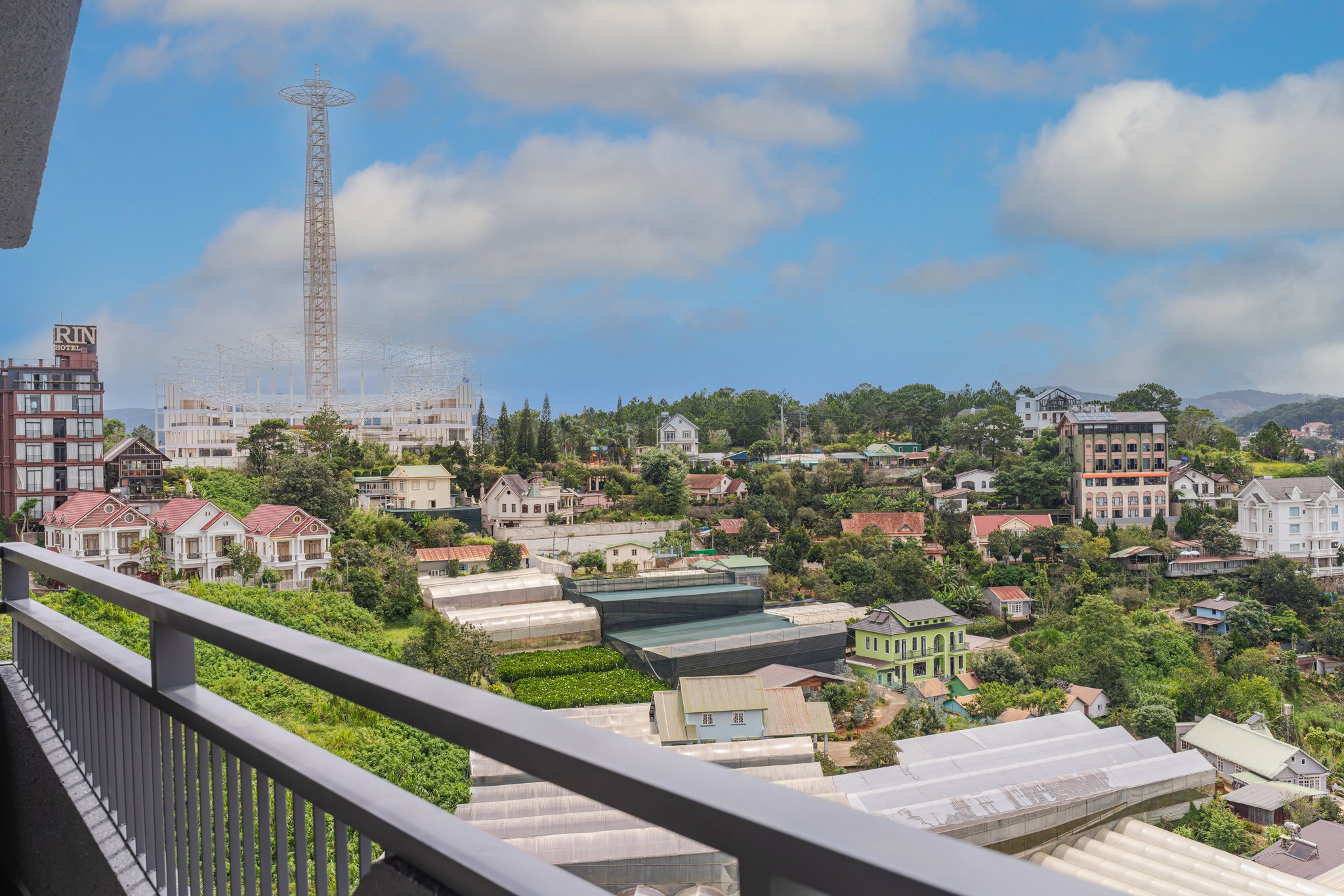 Suite Balcony Valley View & Bathtub - Ảnh thực tế 8